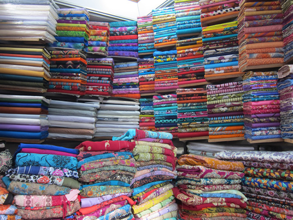 Chợ vải lụa Trung Quốc