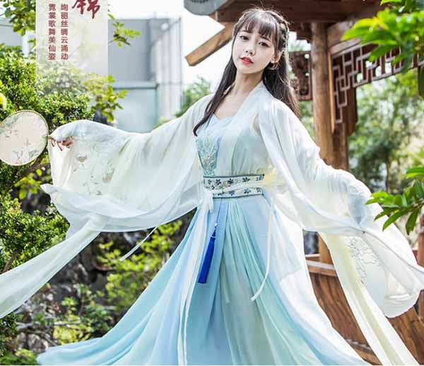 Váy cổ trang Trung Quốc
